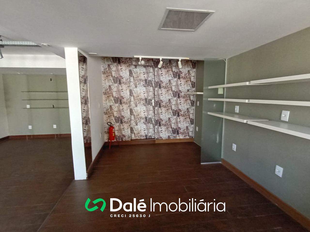 Sala para aluguel no Centro: 