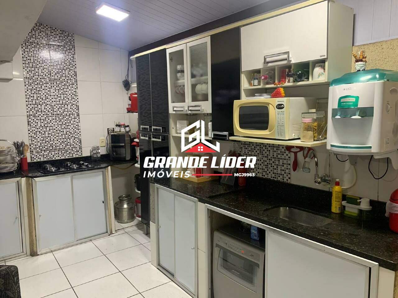 Casa à venda no Industrial: 