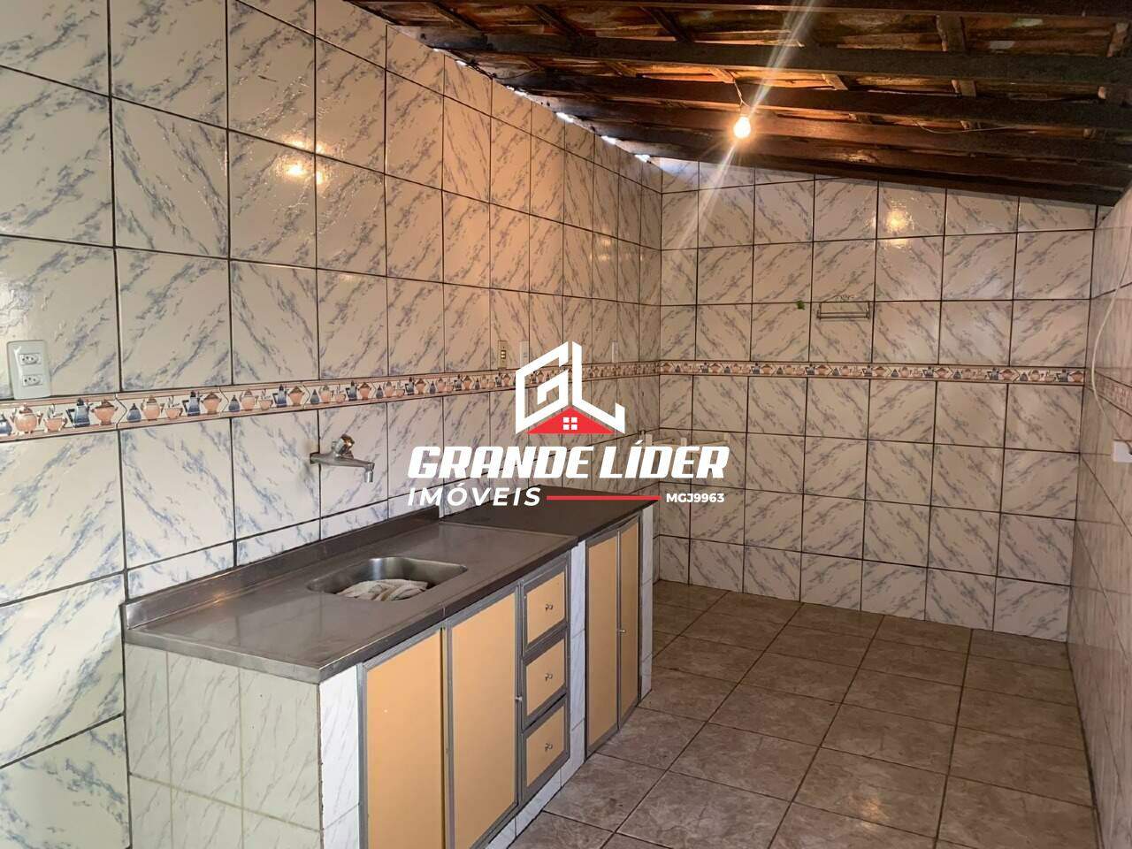 Casa à venda no Industrial: 