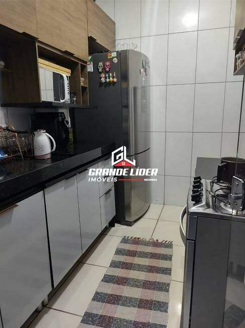 Casa Geminada à venda no Parque Duval de Barros: 