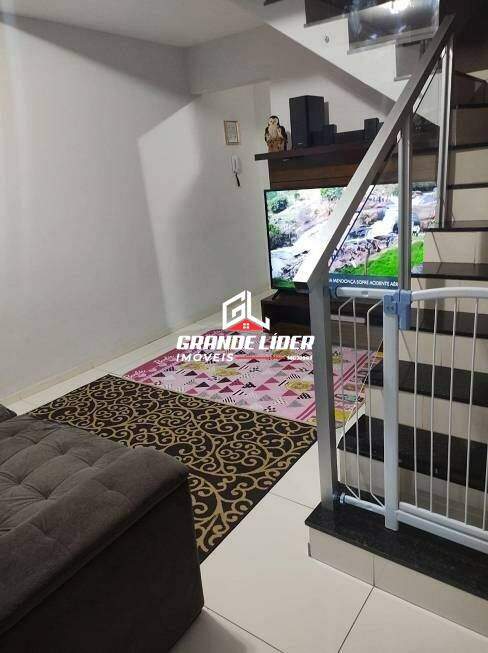 Casa Geminada à venda no Parque Duval de Barros: 