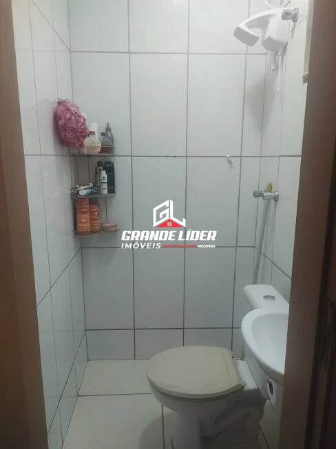 Casa Geminada à venda no Parque Duval de Barros: 