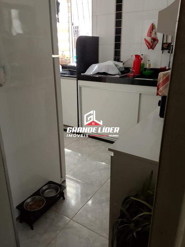 Apartamento à venda no Arvoredo 2ª Seção: 