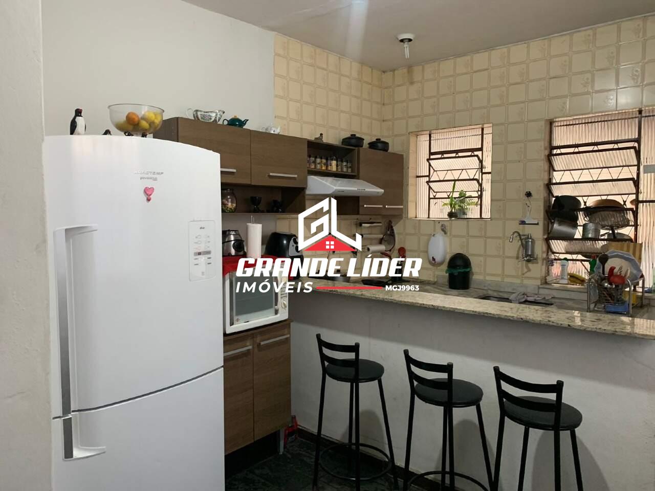 Casa à venda no Monte Castelo: 