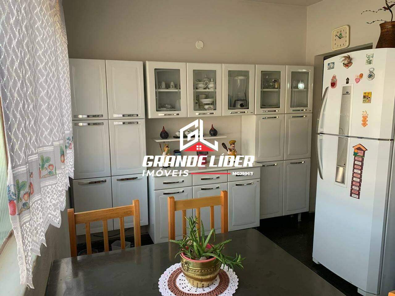 Casa à venda no Monte Castelo: 