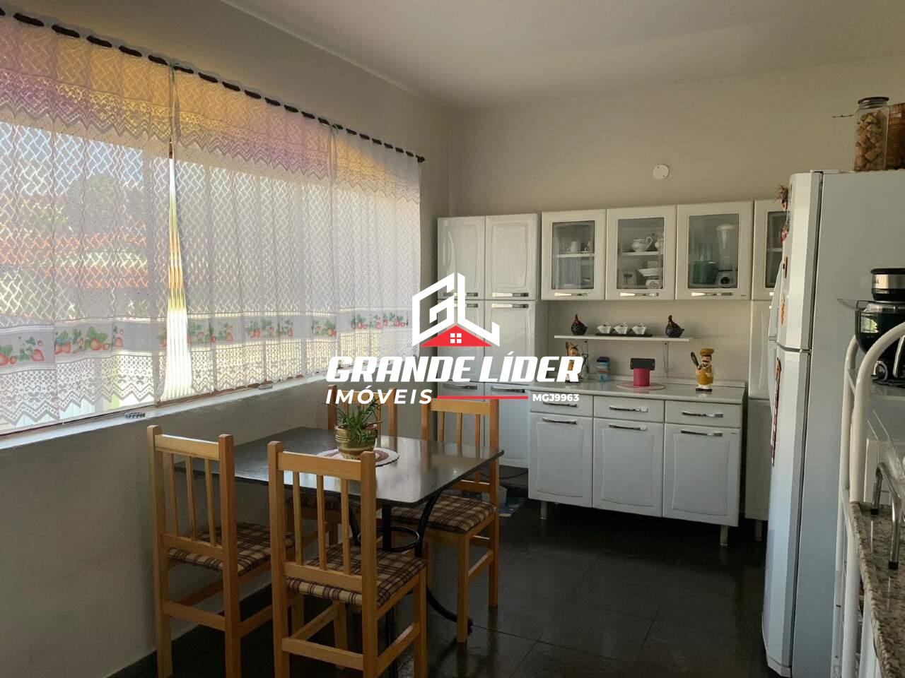 Casa à venda no Monte Castelo: 