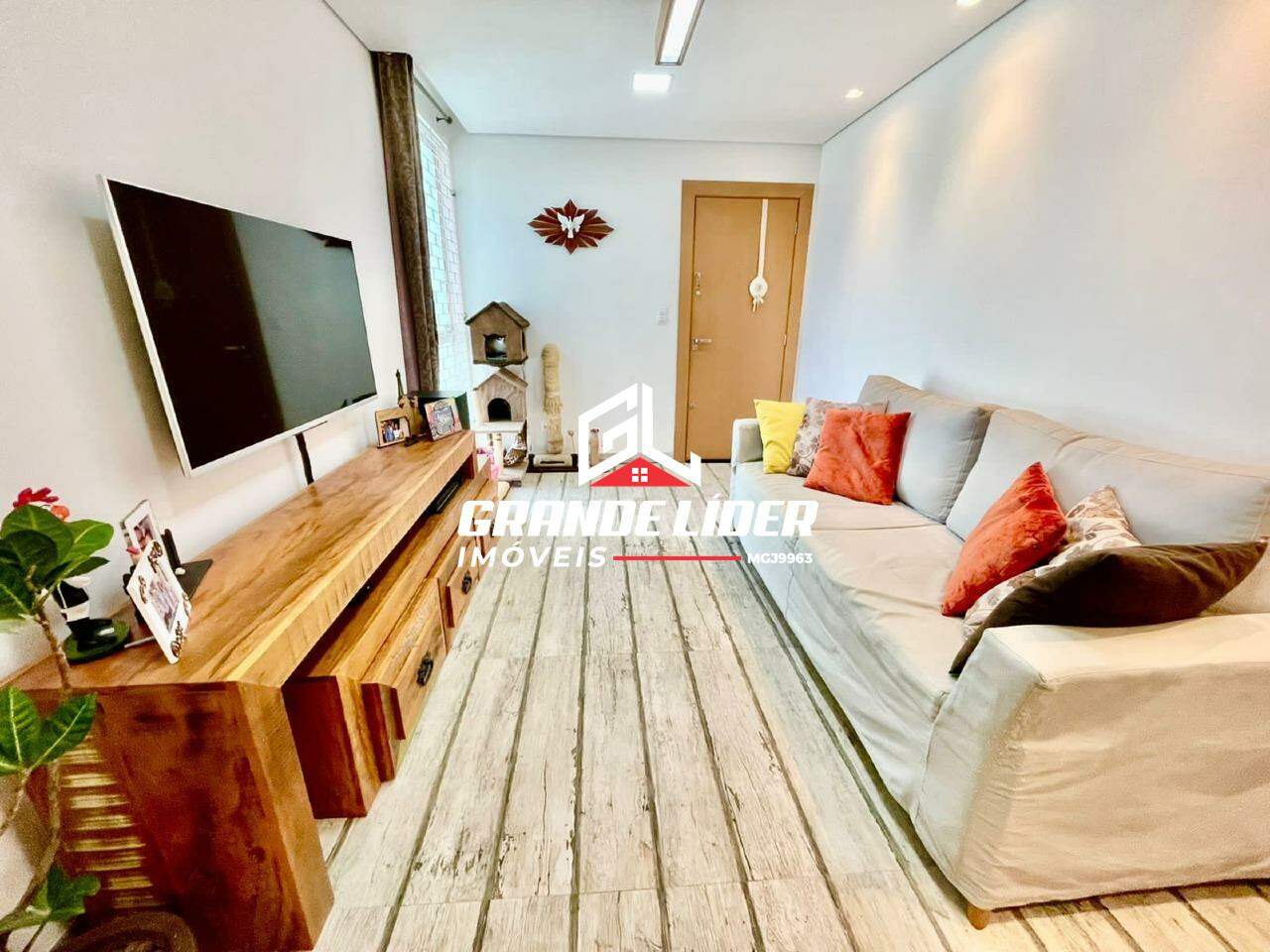 Área privativa à venda no Arvoredo 2ª Seção: 