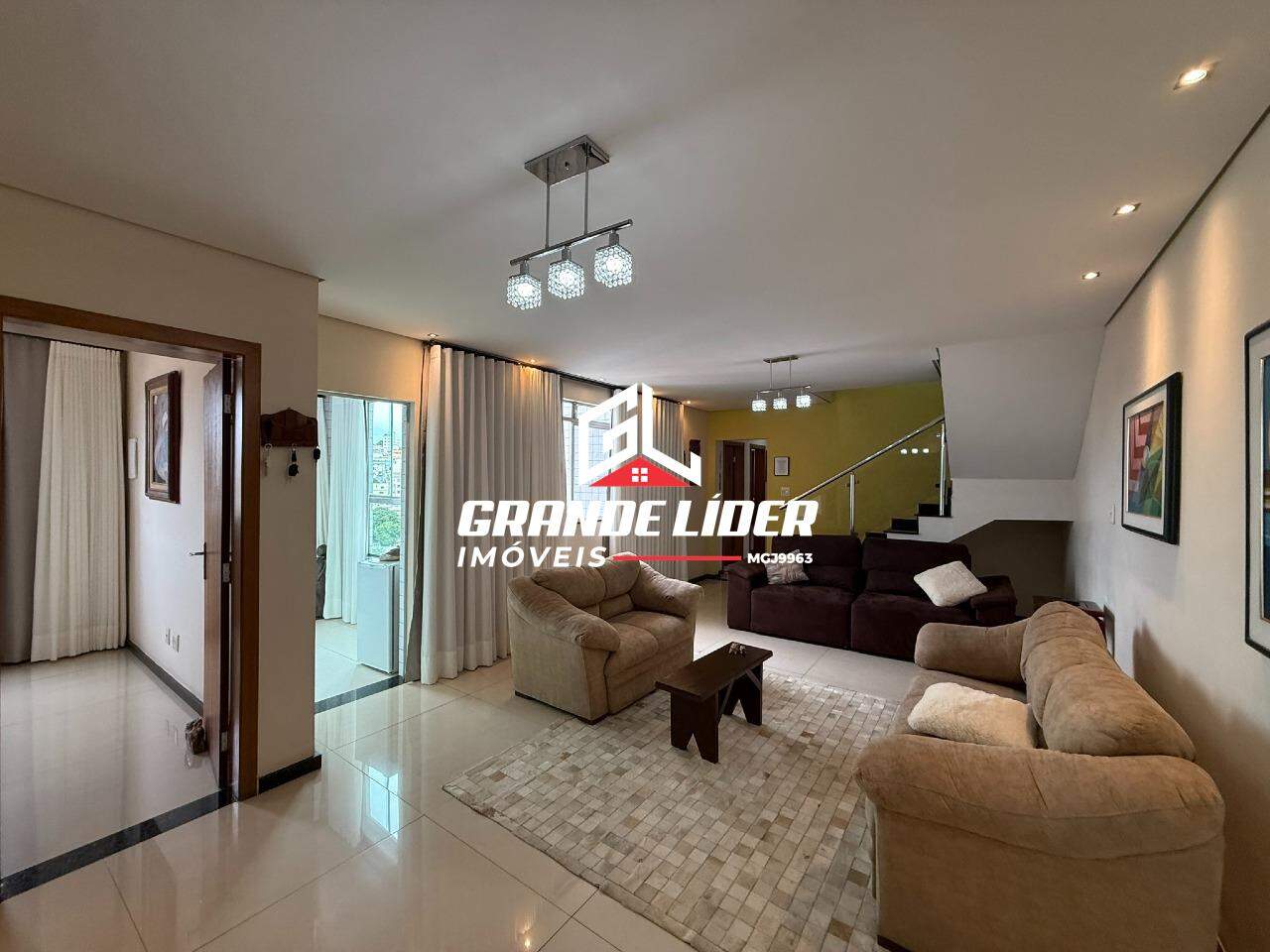 Cobertura à venda no Inconfidentes: 