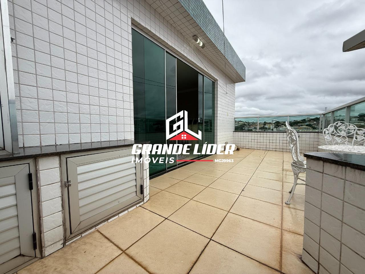 Cobertura à venda no Inconfidentes: 