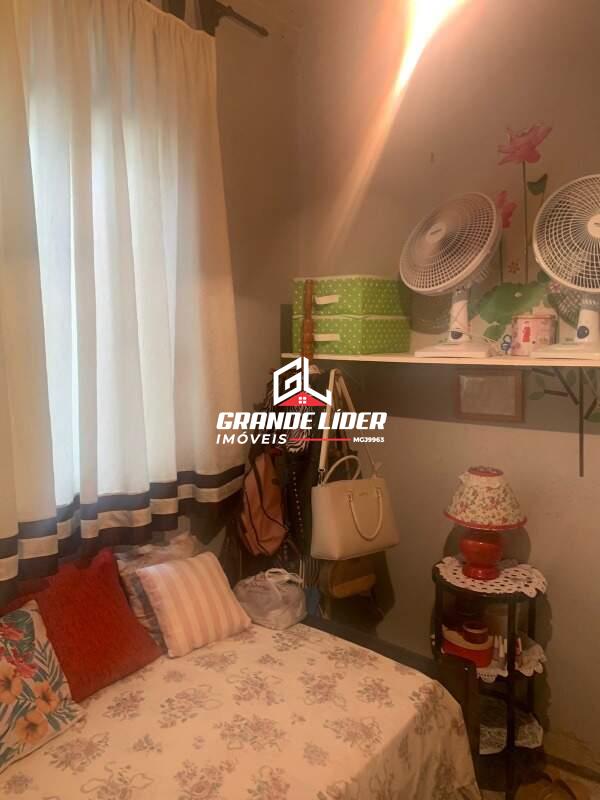 Casa Geminada à venda no Eldorado: 