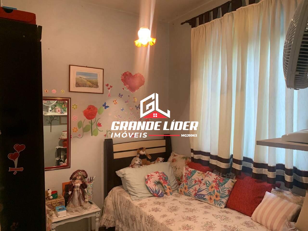 Casa Geminada à venda no Eldorado: 