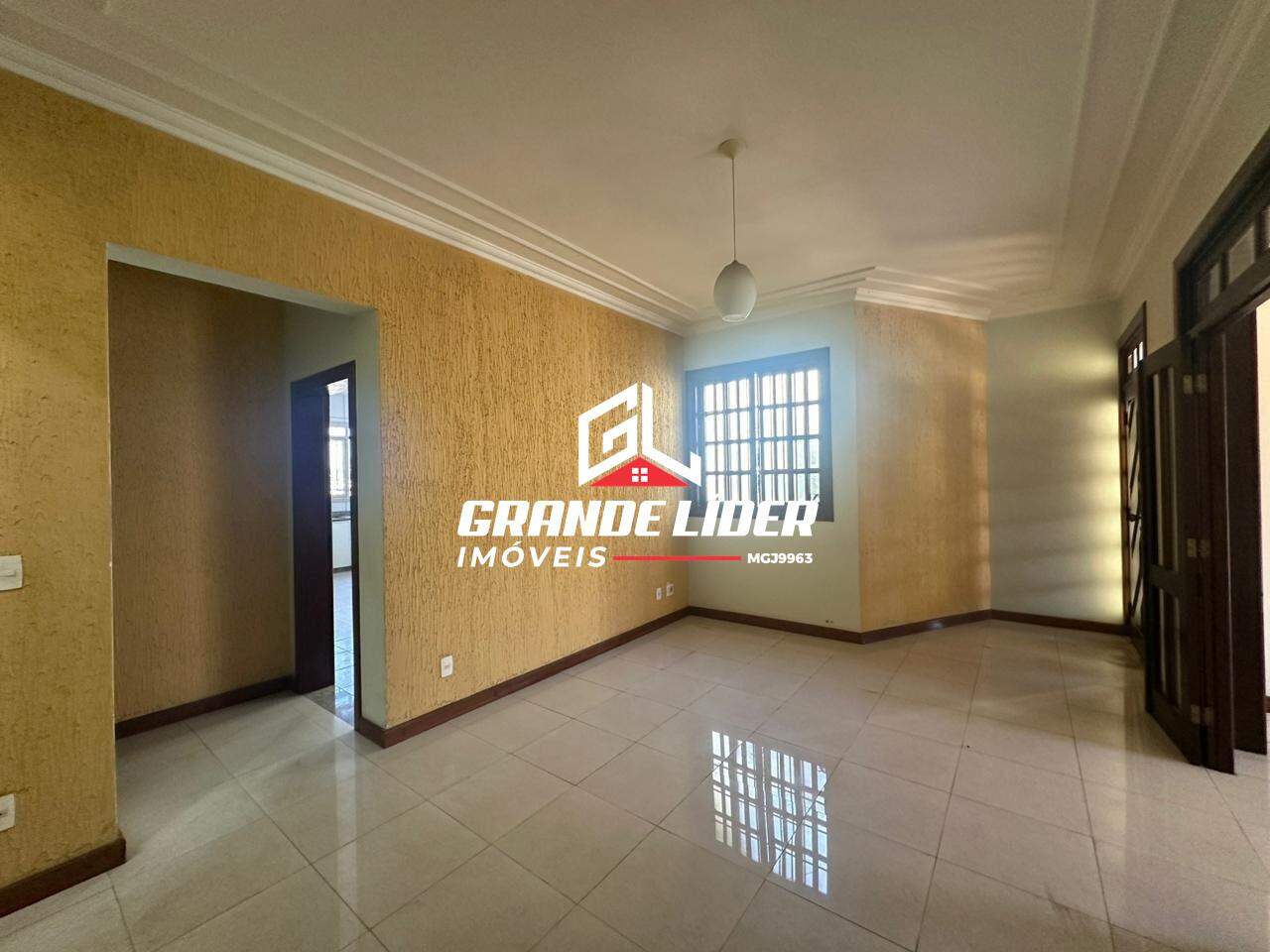 Casa à venda no Três Barras: 