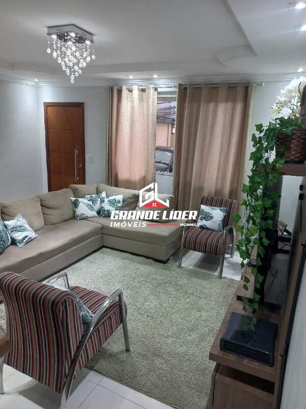 Casa Geminada à venda no Santa Cruz Industrial: 