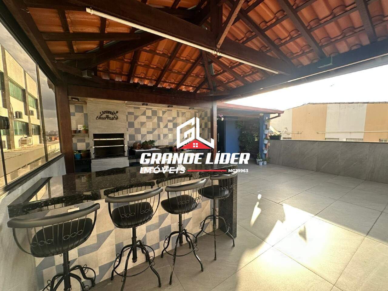 Cobertura à venda no Eldorado: 