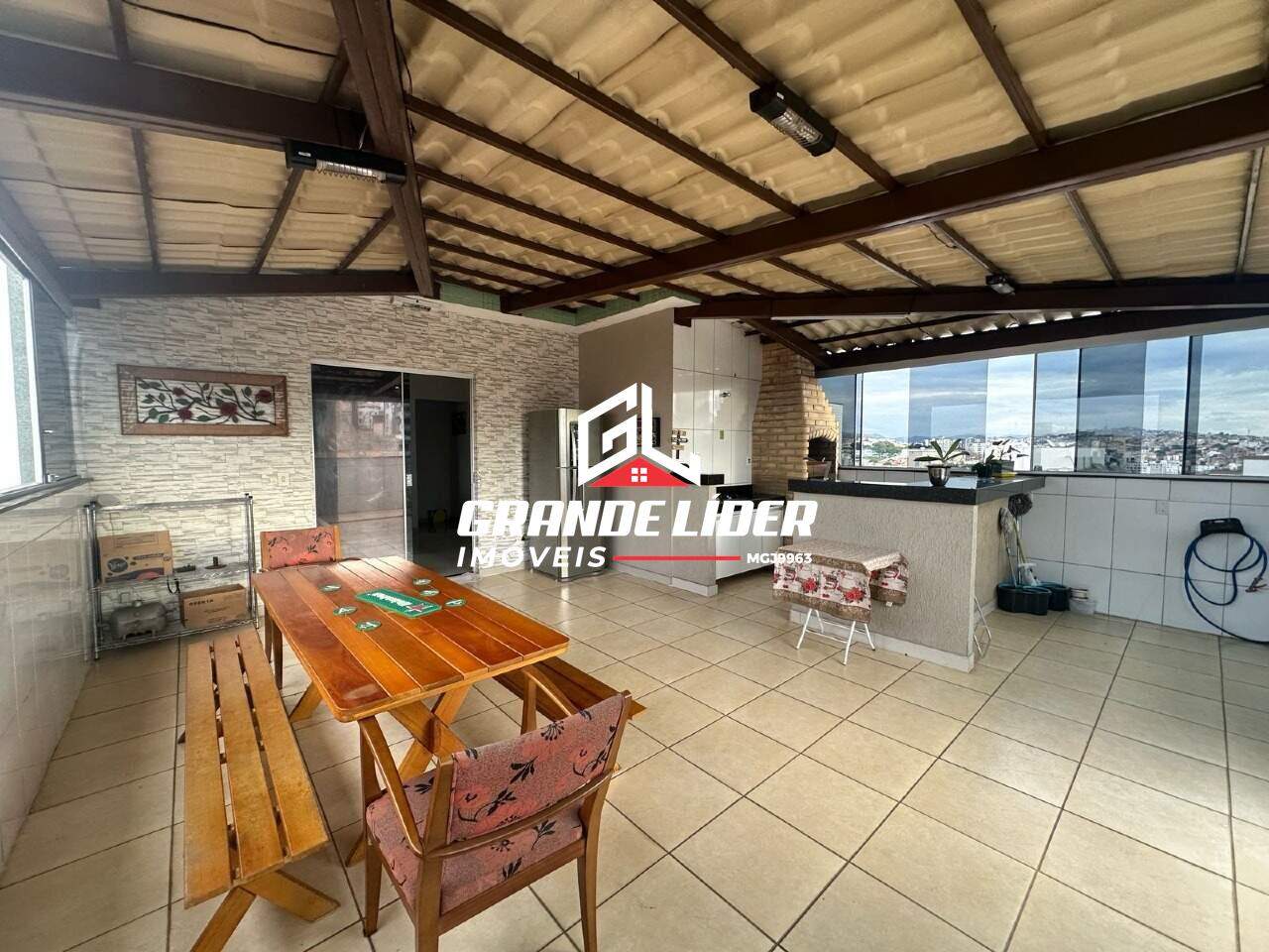 Cobertura à venda no Eldorado: 