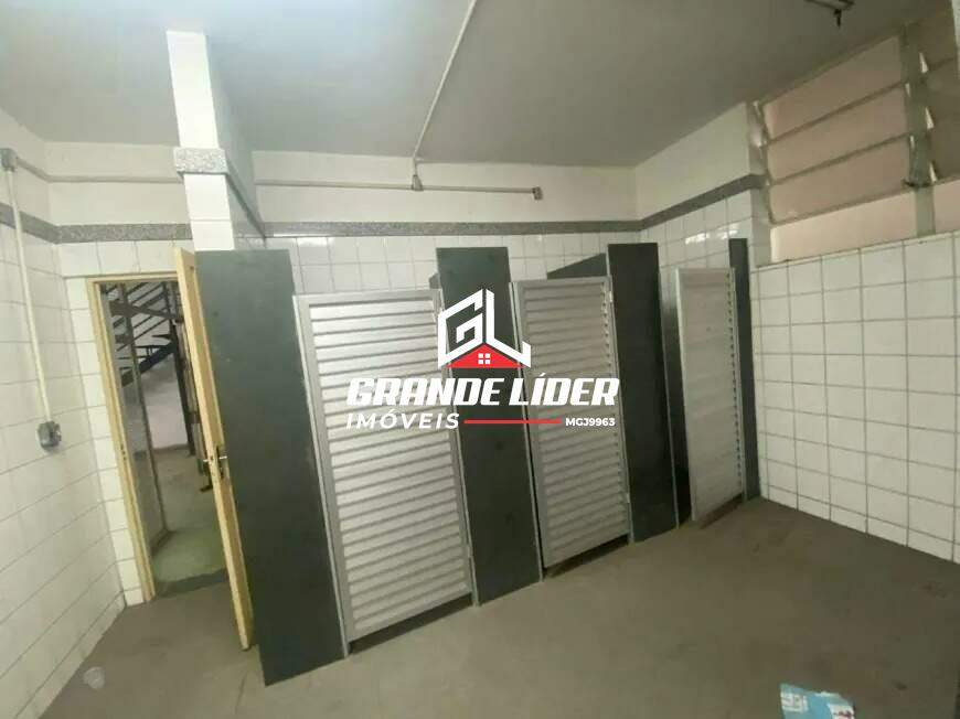 Galpão à venda no Industrial: 