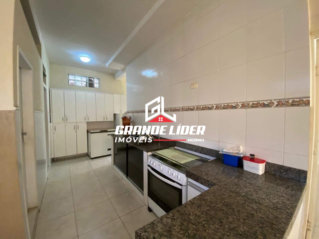 Casa à venda no Tirol: 