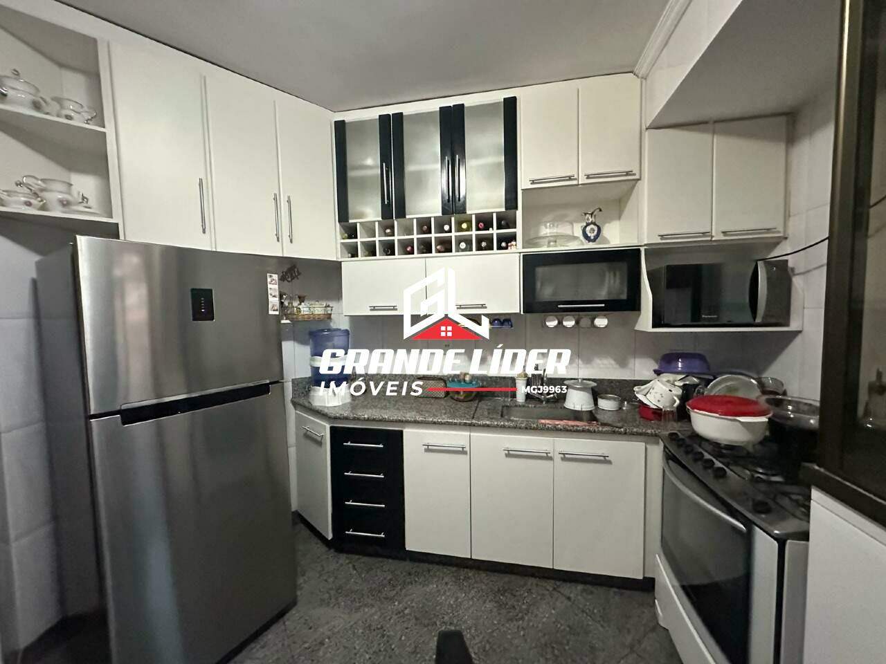 Área privativa à venda no Santa Cruz Industrial: 