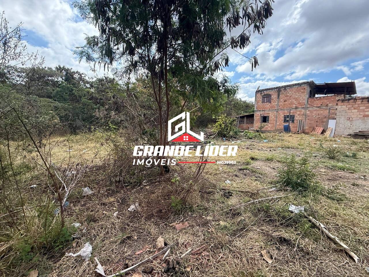 Lote à venda no Palmeiras (Parque Durval de Barros): 