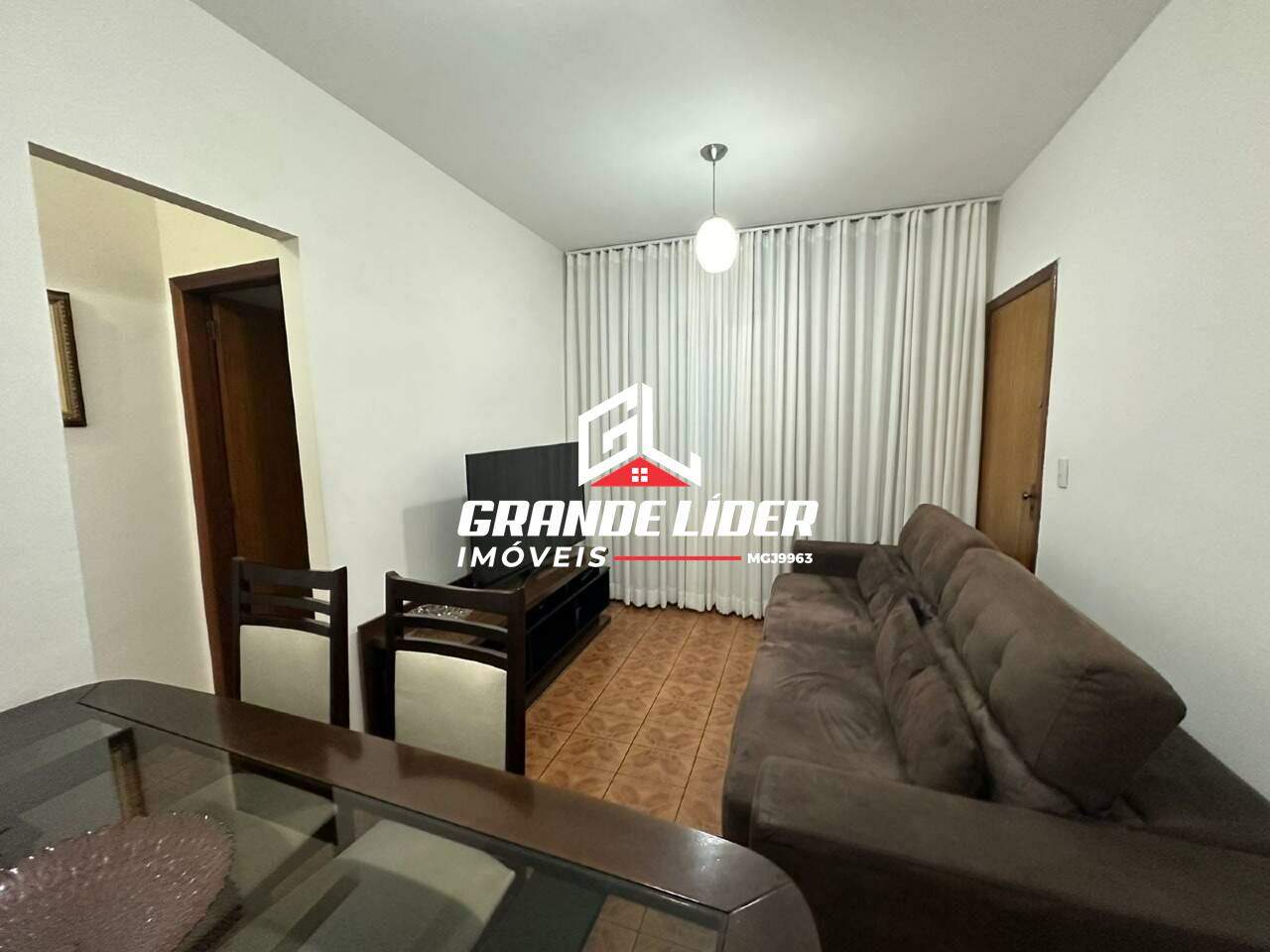 Apartamento à venda no Jardim Riacho das Pedras: 