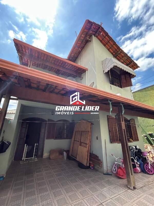 Casa à venda no Céu Azul: 