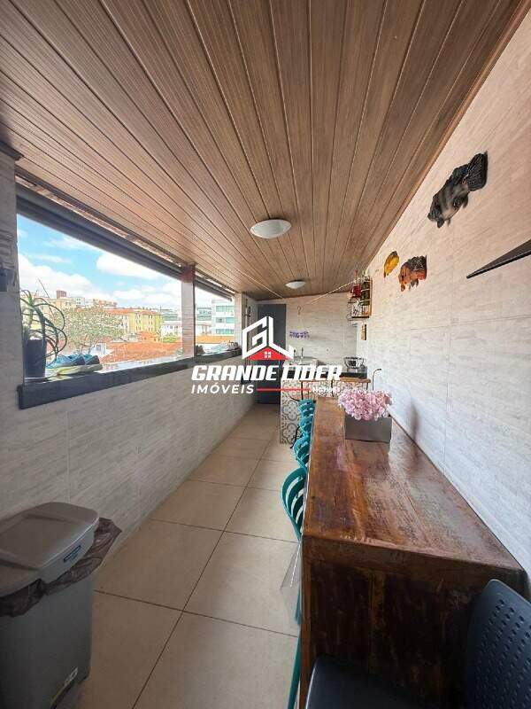 Área privativa à venda no Glória: 