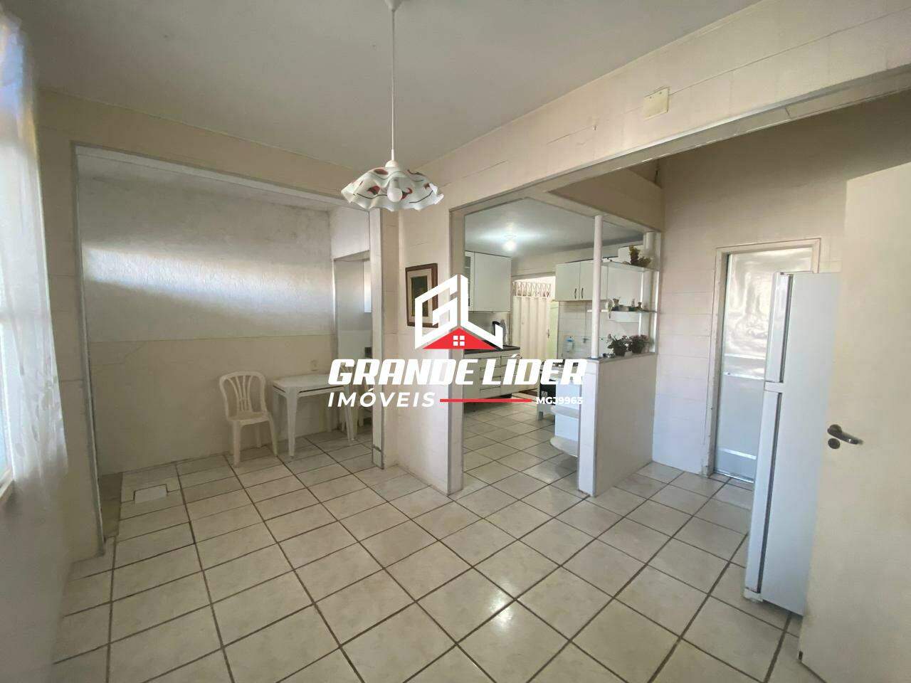 Casa à venda no Itapoã: 