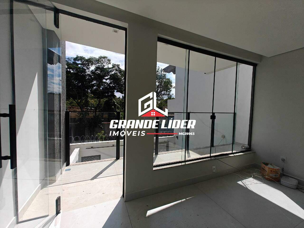 Casa Geminada à venda no Planalto: 