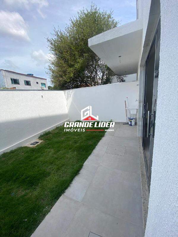 Casa Geminada à venda no Letícia: 