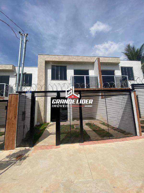 Casa Geminada à venda no Letícia: 