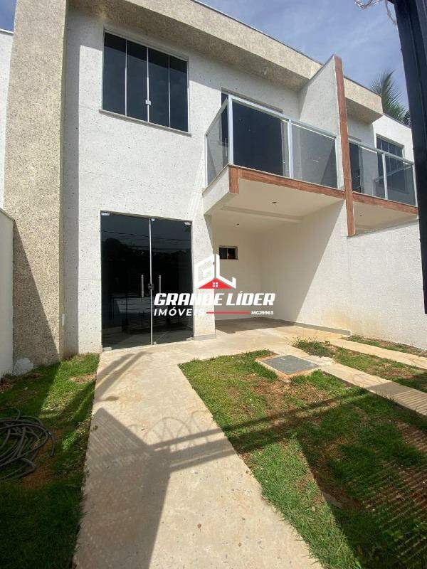 Casa Geminada à venda no Letícia: 