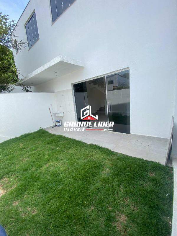 Casa Geminada à venda no Letícia: 