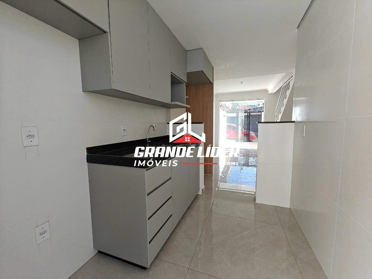 Casa Geminada à venda no Piratininga: 