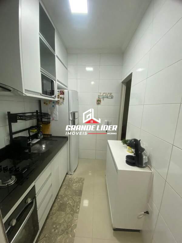 Casa Geminada à venda no Itacolomi: 