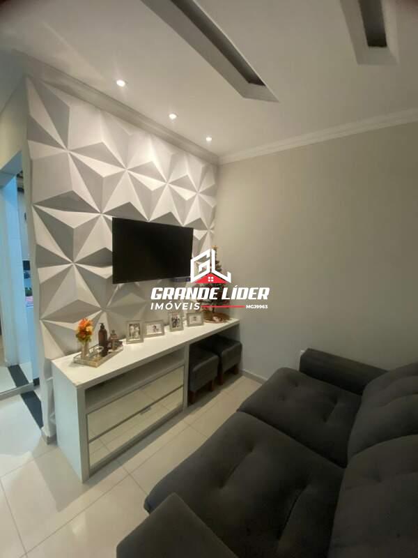 Casa Geminada à venda no Itacolomi: 