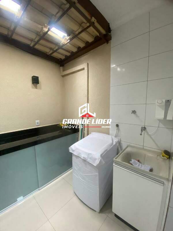 Casa Geminada à venda no Itacolomi: 