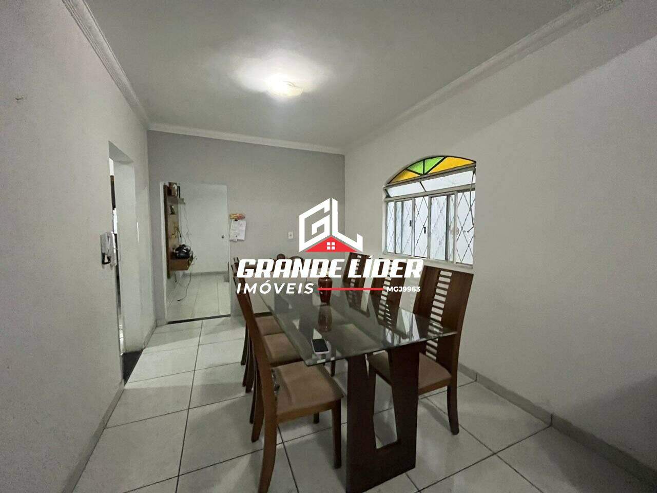 Casa à venda no Funcionários: 