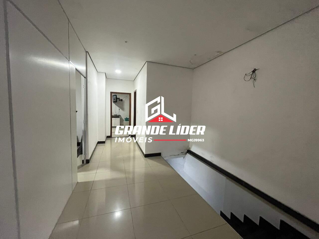 Casa à venda no Funcionários: 