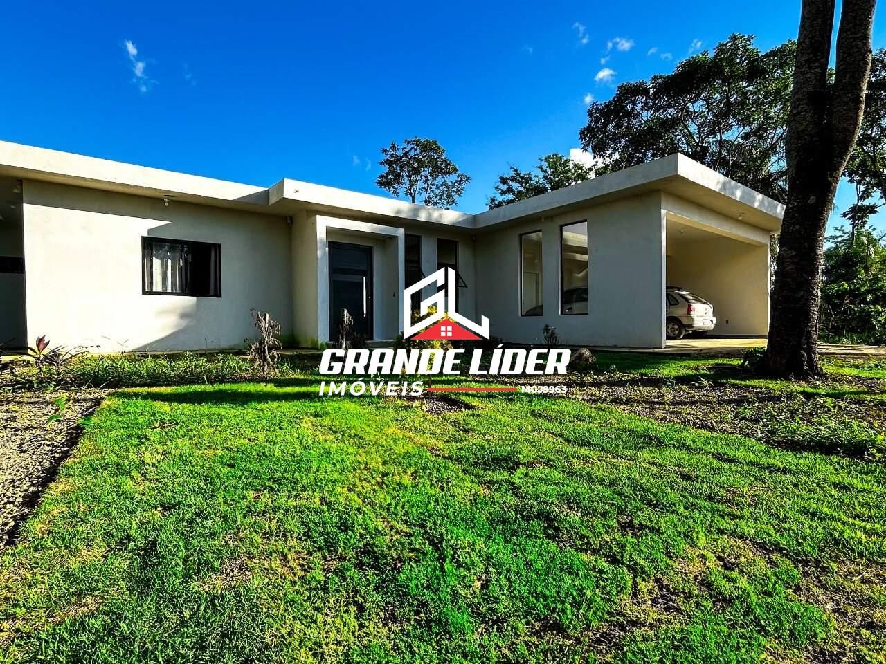 Casa em Condomínio à venda no Universitário: 