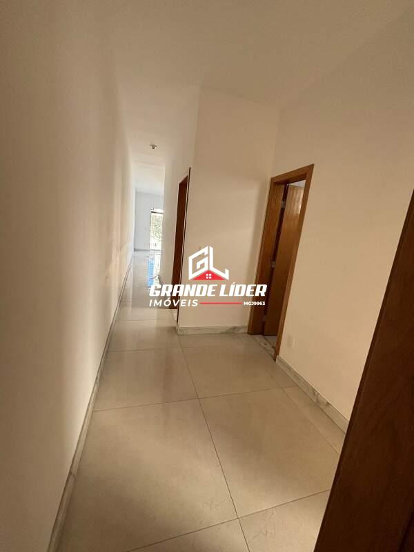 Casa Geminada à venda no Vale das Orquídeas: 