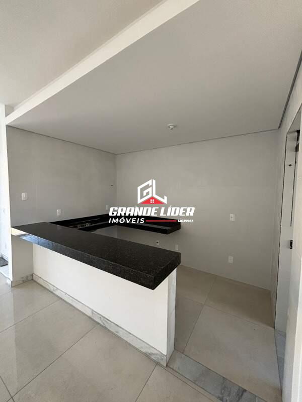 Casa Geminada à venda no Vale das Orquídeas: 