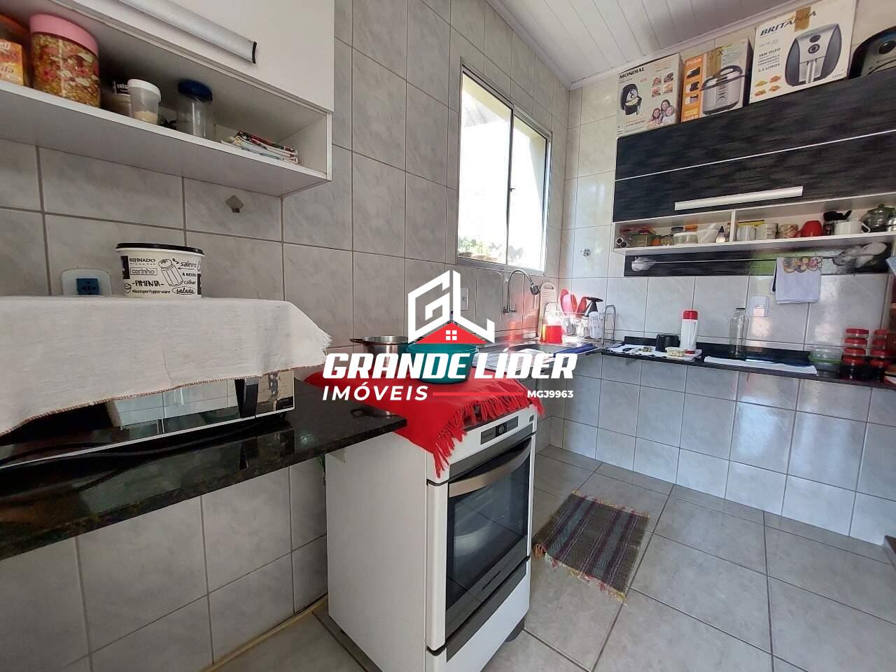 Casa à venda no Flávio Marques Lisboa: 