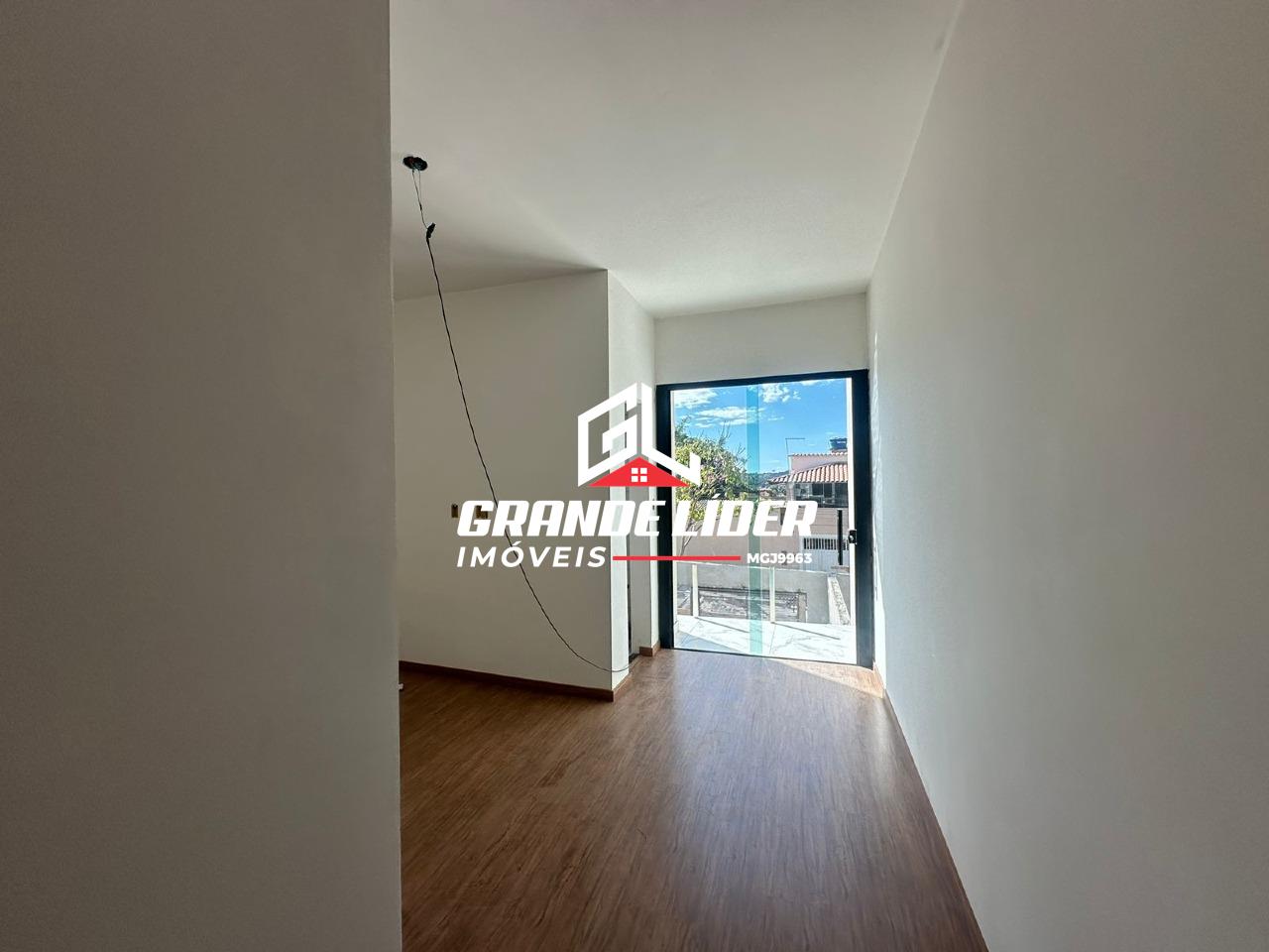 Casa Geminada à venda no Icaivera: 