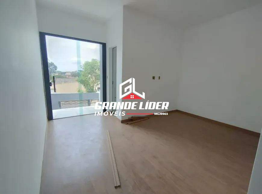 Casa Geminada à venda no Icaivera: 