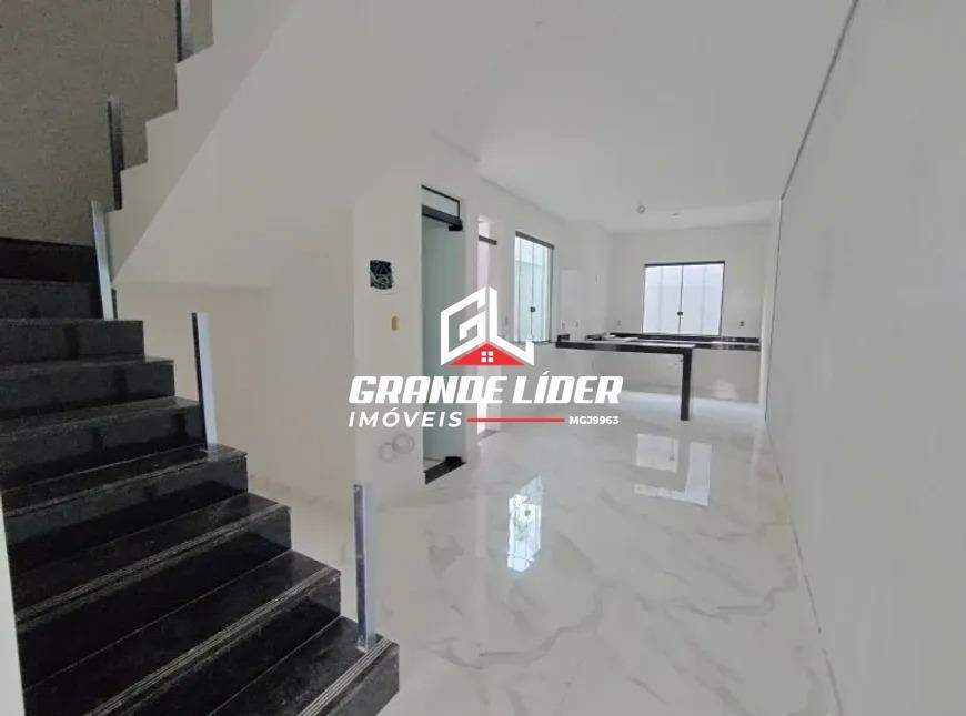 Casa Geminada à venda no Icaivera: 