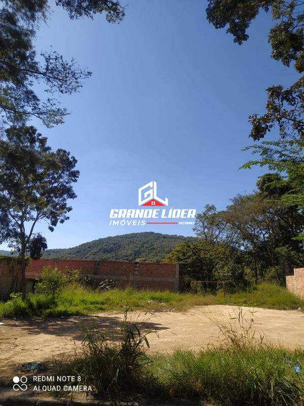 Lote à venda no Marimbá: 