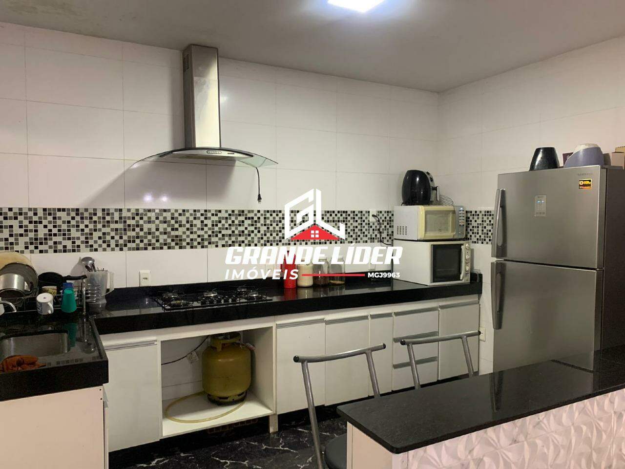 Casa à venda no Industrial: 