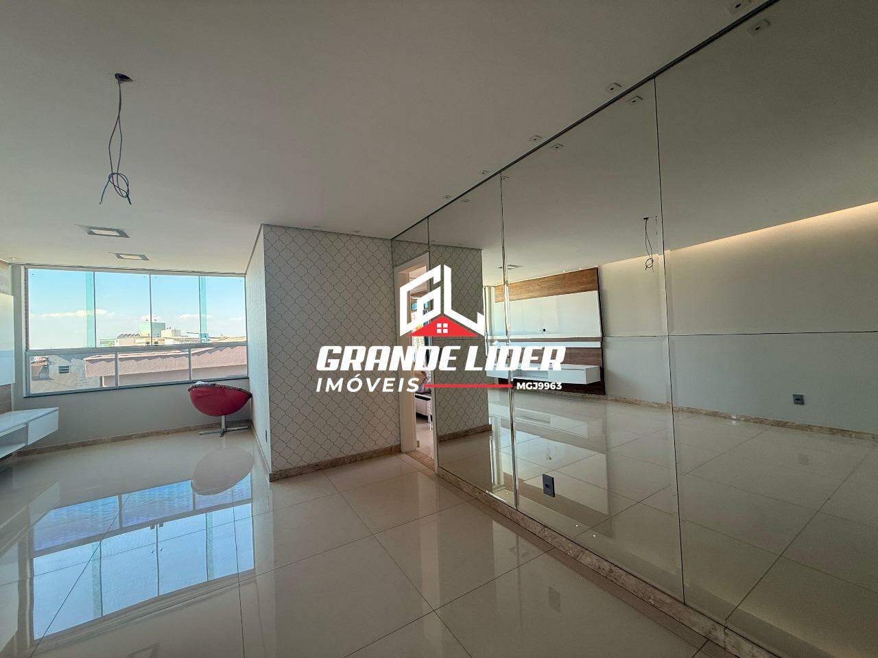 Cobertura à venda no Eldorado/Cidade Jardim Eldorado: 