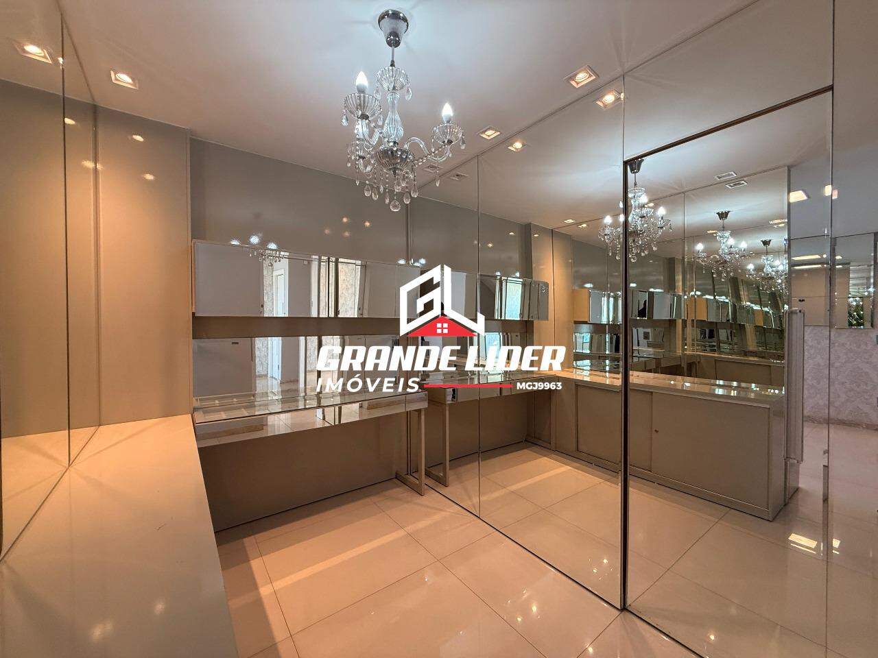 Cobertura à venda no Eldorado/Cidade Jardim Eldorado: 