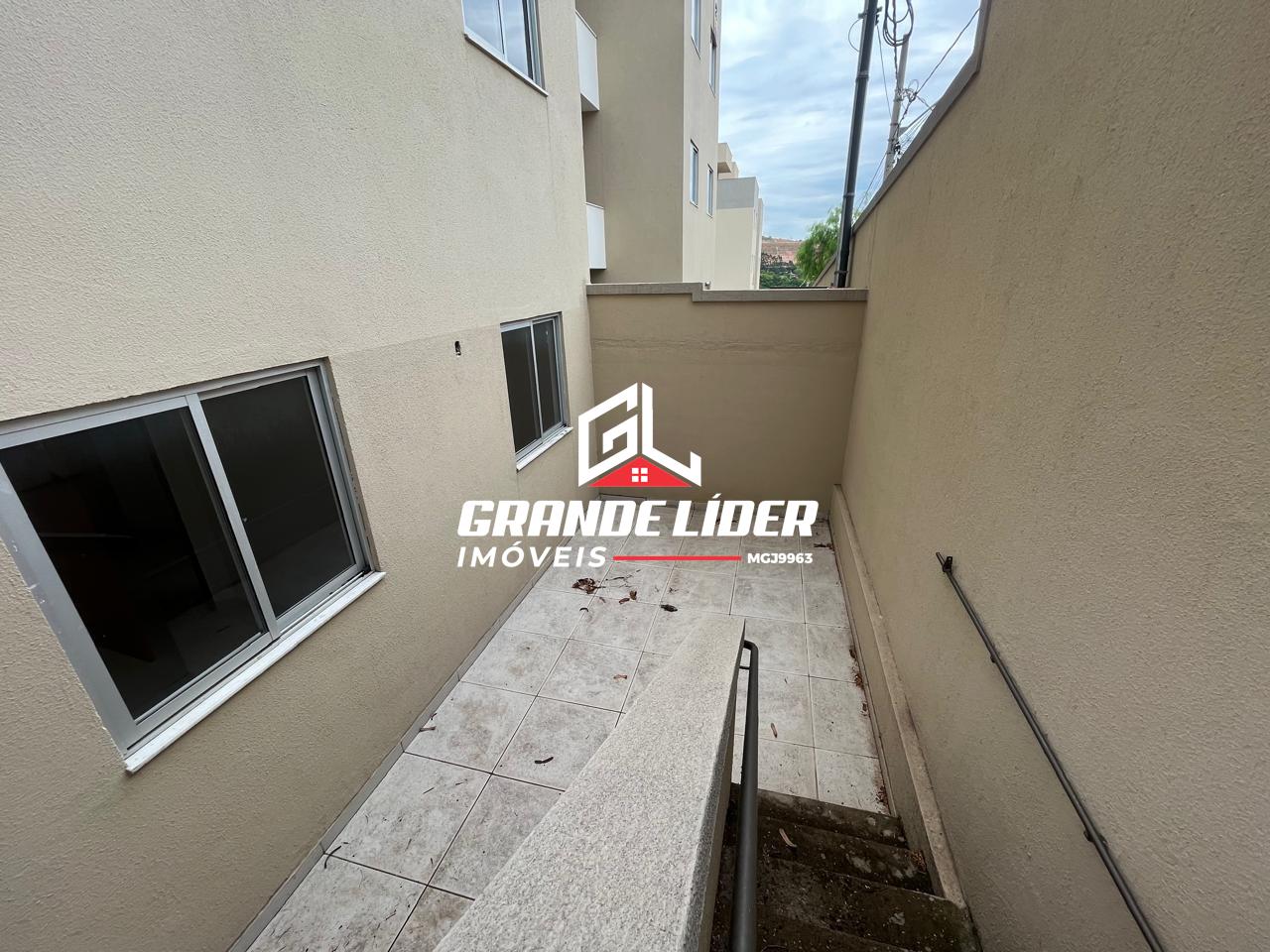 Área privativa à venda no Cabral: 